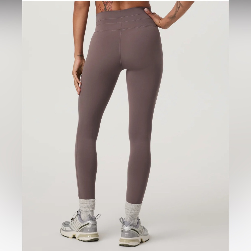 Vuori Daily Legging - Picture 2 of 6